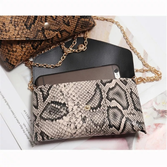 NEW MODENA Leather Belt Bag Crossbody Shoulder - Picture 8 of 8